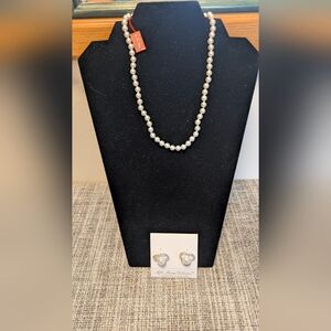 The World Is Your Oyster Necklace And Earrings. 16 In Necklace And Post Earrings